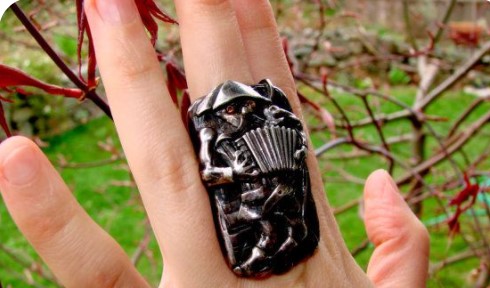 The Accordionist by Pablo Picasso Ring